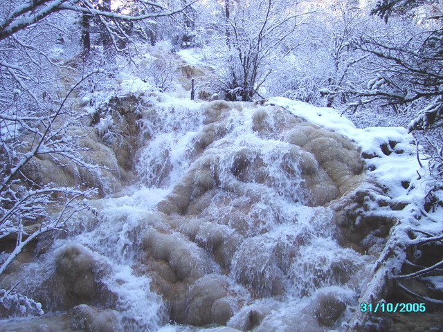 四川九寨沟黄龙照片：初冬的黄龙－钙化瀑布